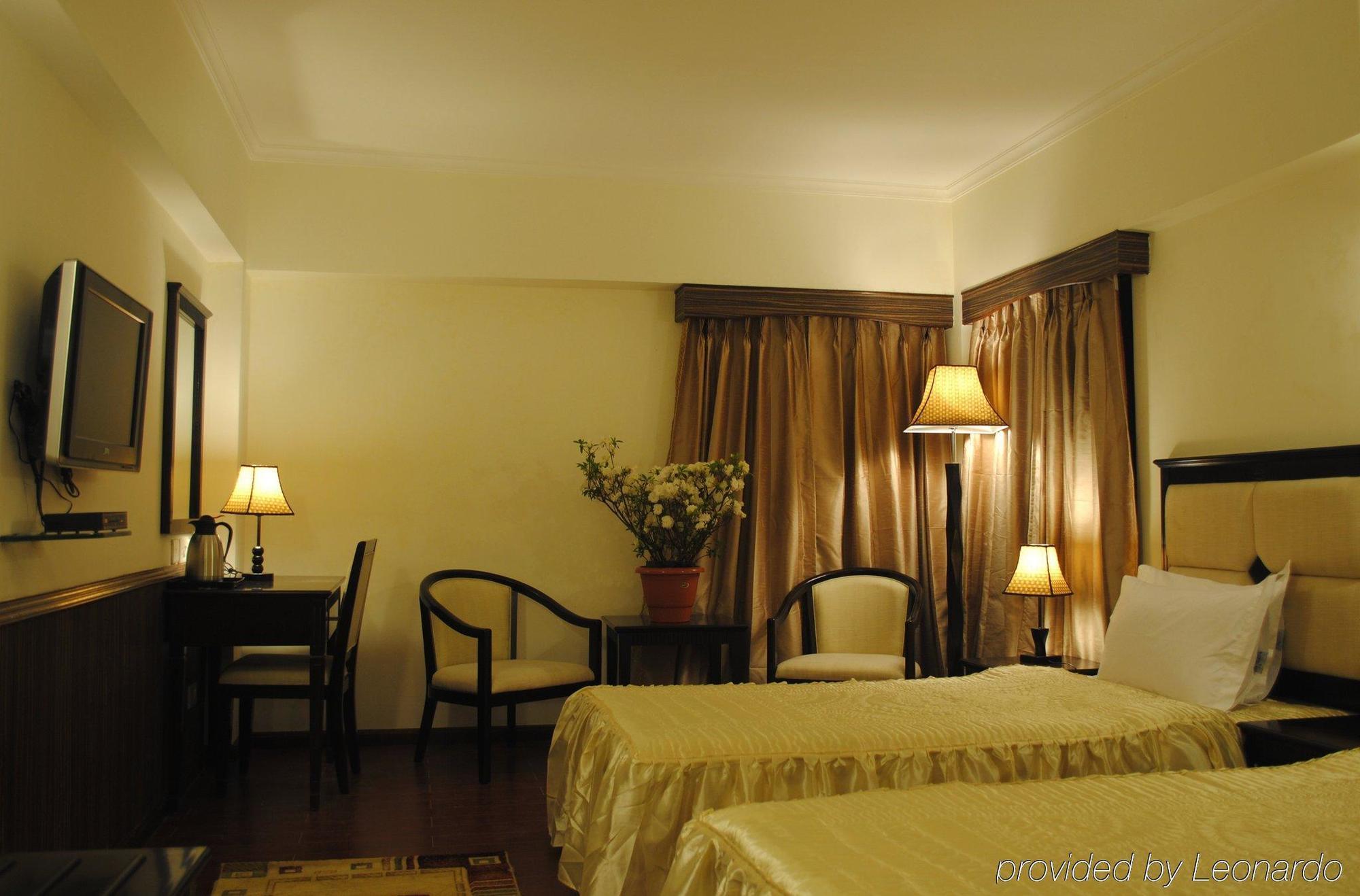 R.J.Resorts Darjeeling  Room photo